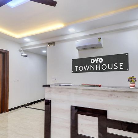Hotel O Golden Grand Agra  Ngoại thất bức ảnh