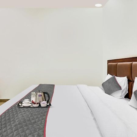 Hotel O Golden Grand Agra  Ngoại thất bức ảnh
